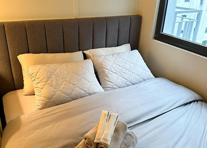 Cozy And Aesthetic At Shore 3 In Moa, Pasay *