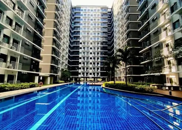 Cozy And Aesthetic At Shore 3 In Moa, Pasay Manila